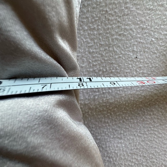 Abercrombie & Fitch Stretchy Cream Bodysuit size XS - Picture 4 of 4